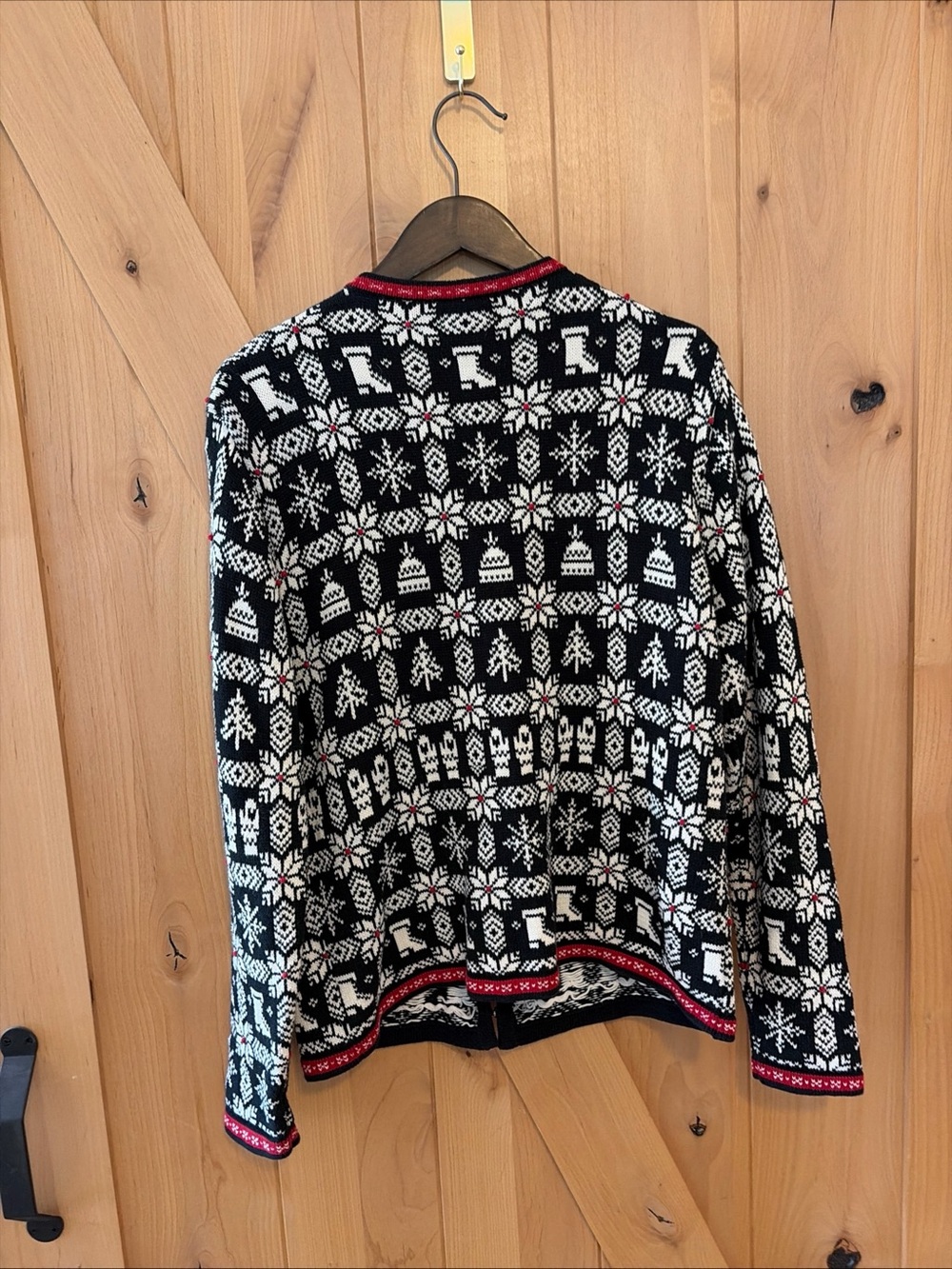 Vtg Talbots Black Nordic Fair Isle Snowflake Metal Clasp Cardigan Sweater M - Picture 9 of 9
